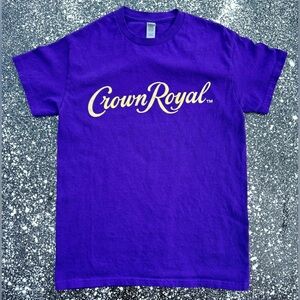 Crown Royal Alcohol T-Shirt Adult Unisex Size Small EUC